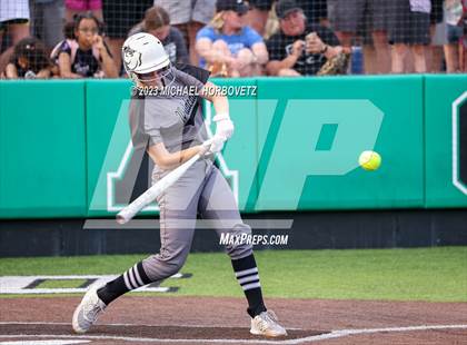 Thumbnail 3 in Keller vs. Guyer (UIL 6A Regional Final) photogallery.