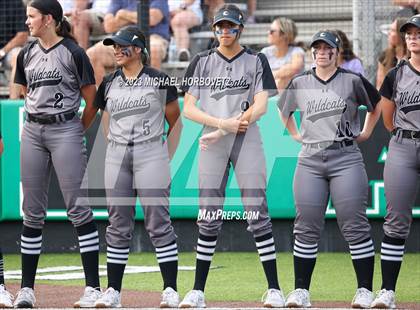 Thumbnail 3 in Keller vs. Guyer (UIL 6A Regional Final) photogallery.