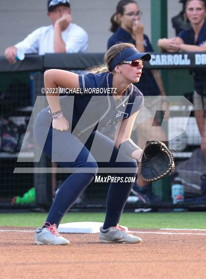 Thumbnail 1 in Keller vs. Guyer (UIL 6A Regional Final) photogallery.