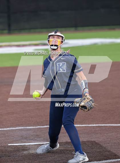 Thumbnail 2 in Keller vs. Guyer (UIL 6A Regional Final) photogallery.