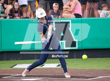 Thumbnail 2 in Keller vs. Guyer (UIL 6A Regional Final) photogallery.