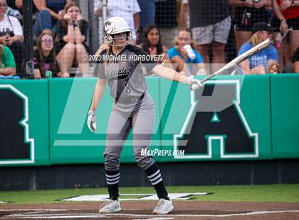 Thumbnail 1 in Keller vs. Guyer (UIL 6A Regional Final) photogallery.