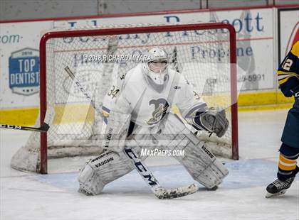 Thumbnail 3 in Nashua North - Souhegan @ Bow photogallery.