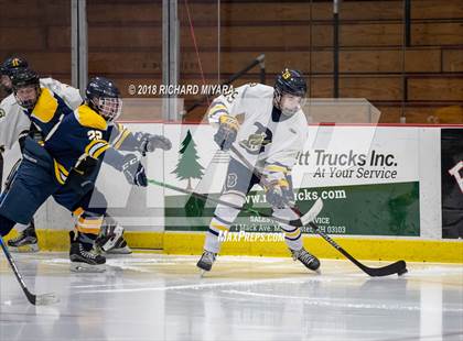 Thumbnail 3 in Nashua North - Souhegan @ Bow photogallery.