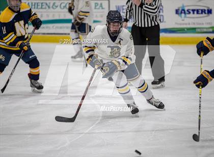 Thumbnail 3 in Nashua North - Souhegan @ Bow photogallery.