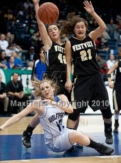 Thumbnail 1 in Westview vs West Hills (CIF SDS D2 Final) photogallery.