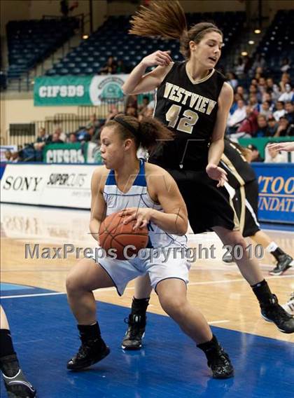 Thumbnail 3 in Westview vs West Hills (CIF SDS D2 Final) photogallery.