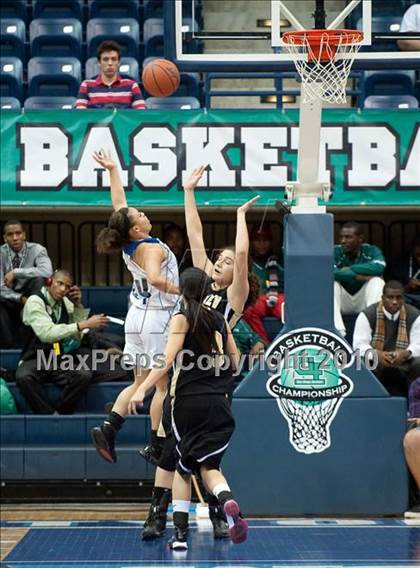 Thumbnail 1 in Westview vs West Hills (CIF SDS D2 Final) photogallery.