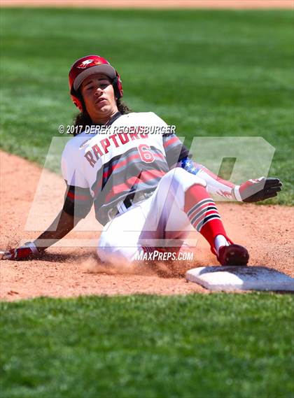 Thumbnail 3 in Highlands Ranch vs Eaglecrest (CHSAA 5A Region 8 Playoff) photogallery.