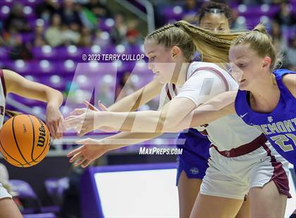 Thumbnail 3 in Lone Peak vs. Fremont (UHSAA 6A Quarterfinal) photogallery.