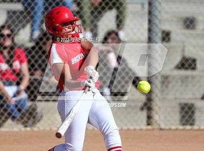 Thumbnail 3 in Ramona Convent vs Sacred Heart of Jesus photogallery.