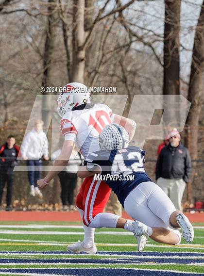 Thumbnail 2 in Staples vs. Greenwich (CIAC Class LL Semifinal) photogallery.