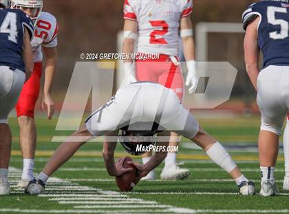 Thumbnail 2 in Staples vs. Greenwich (CIAC Class LL Semifinal) photogallery.