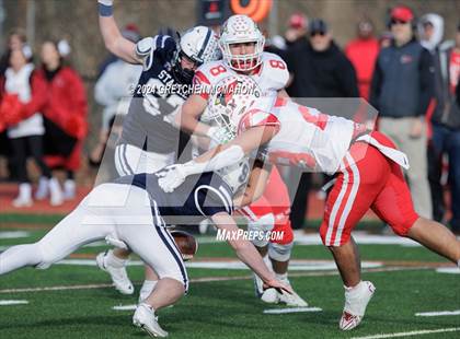 Thumbnail 3 in Staples vs. Greenwich (CIAC Class LL Semifinal) photogallery.