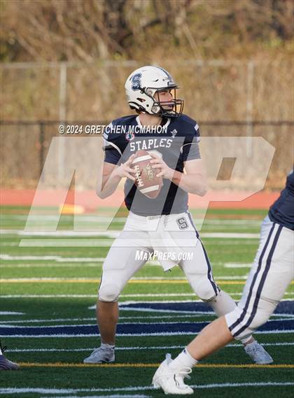 Thumbnail 3 in Staples vs. Greenwich (CIAC Class LL Semifinal) photogallery.