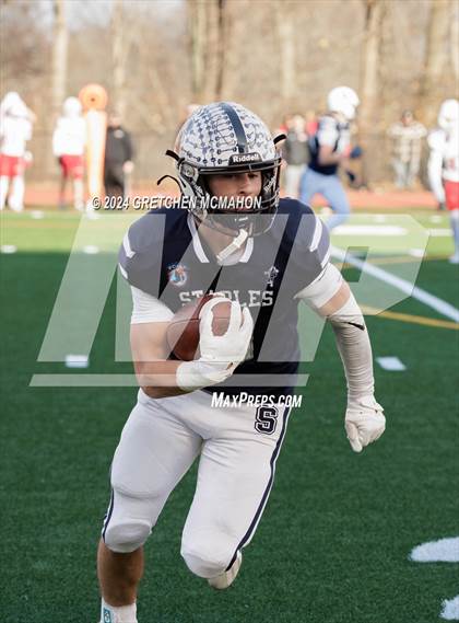 Thumbnail 3 in Staples vs. Greenwich (CIAC Class LL Semifinal) photogallery.