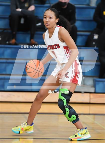 Thumbnail 3 in Liberty vs. Oak Ridge (Nike Tournament of Champions) photogallery.