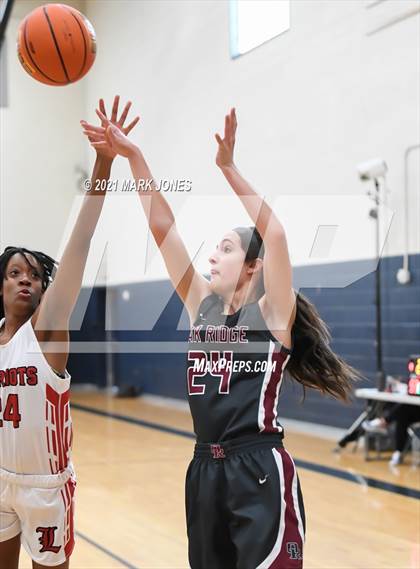 Thumbnail 2 in Liberty vs. Oak Ridge (Nike Tournament of Champions) photogallery.