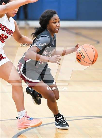Thumbnail 3 in Liberty vs. Oak Ridge (Nike Tournament of Champions) photogallery.