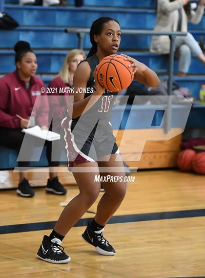 Thumbnail 2 in Liberty vs. Oak Ridge (Nike Tournament of Champions) photogallery.