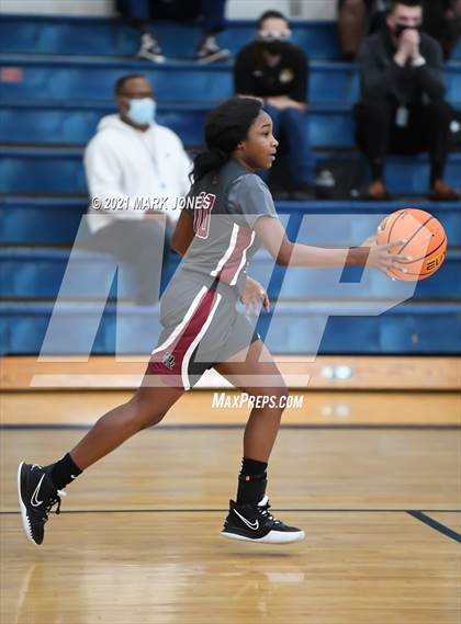 Thumbnail 1 in Liberty vs. Oak Ridge (Nike Tournament of Champions) photogallery.