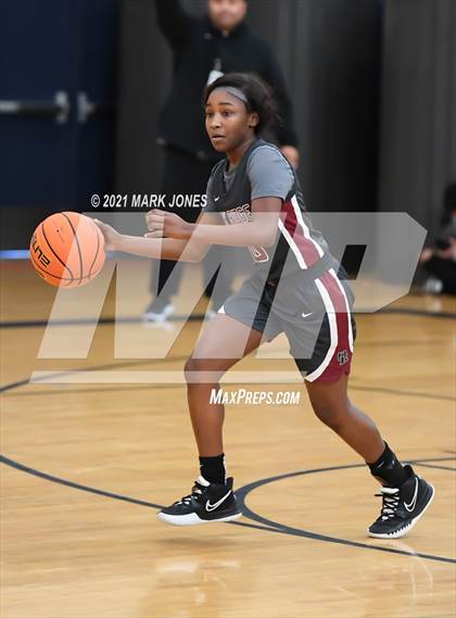 Thumbnail 3 in Liberty vs. Oak Ridge (Nike Tournament of Champions) photogallery.
