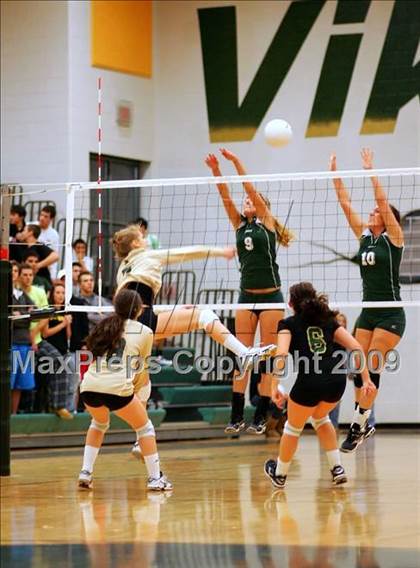 Thumbnail 2 in Loudoun Valley vs Langley (VHSL Quarterfinals)  photogallery.