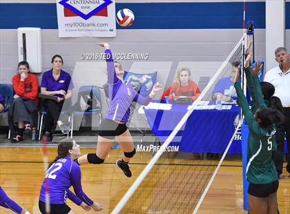 Thumbnail 1 in Episcopal vs. Mayflower (AHSAA 3A 2nd Round Playoff) photogallery.