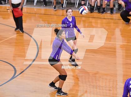Thumbnail 2 in Episcopal vs. Mayflower (AHSAA 3A 2nd Round Playoff) photogallery.