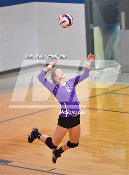 Thumbnail 1 in Episcopal vs. Mayflower (AHSAA 3A 2nd Round Playoff) photogallery.
