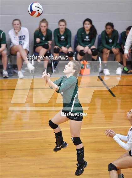 Thumbnail 3 in Episcopal vs. Mayflower (AHSAA 3A 2nd Round Playoff) photogallery.