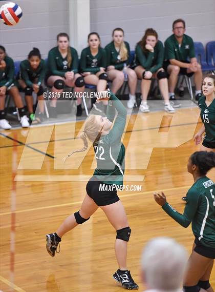 Thumbnail 2 in Episcopal vs. Mayflower (AHSAA 3A 2nd Round Playoff) photogallery.