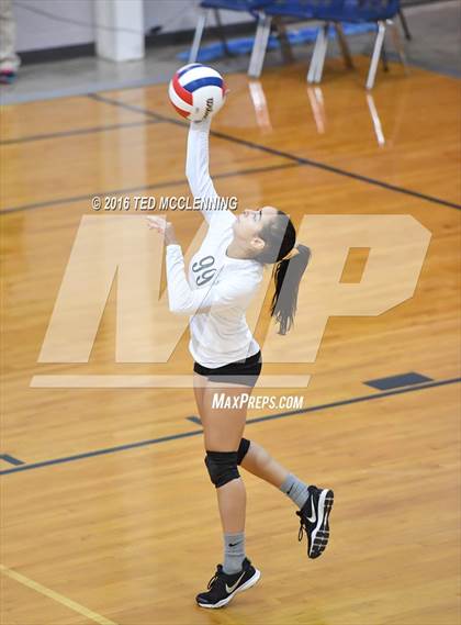 Thumbnail 2 in Episcopal vs. Mayflower (AHSAA 3A 2nd Round Playoff) photogallery.