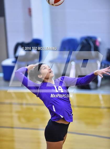Thumbnail 1 in Episcopal vs. Mayflower (AHSAA 3A 2nd Round Playoff) photogallery.