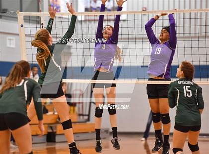 Thumbnail 1 in Episcopal vs. Mayflower (AHSAA 3A 2nd Round Playoff) photogallery.