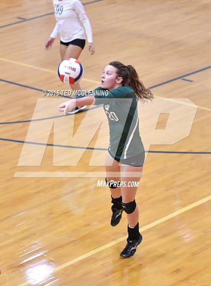 Thumbnail 2 in Episcopal vs. Mayflower (AHSAA 3A 2nd Round Playoff) photogallery.