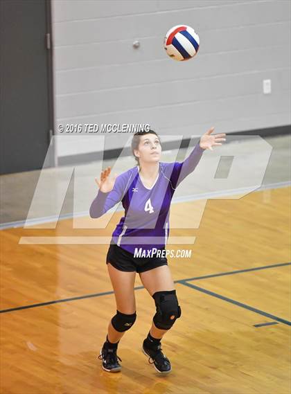 Thumbnail 3 in Episcopal vs. Mayflower (AHSAA 3A 2nd Round Playoff) photogallery.