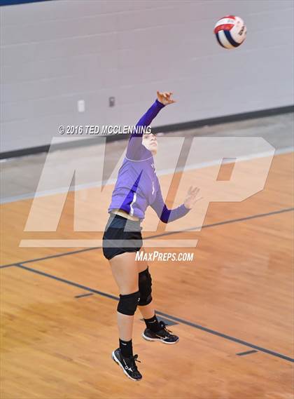 Thumbnail 1 in Episcopal vs. Mayflower (AHSAA 3A 2nd Round Playoff) photogallery.