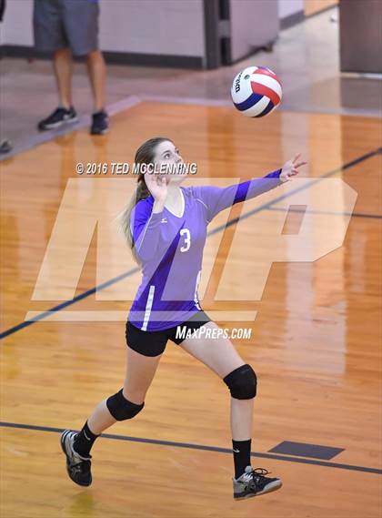 Thumbnail 3 in Episcopal vs. Mayflower (AHSAA 3A 2nd Round Playoff) photogallery.