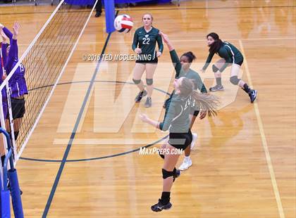 Thumbnail 3 in Episcopal vs. Mayflower (AHSAA 3A 2nd Round Playoff) photogallery.