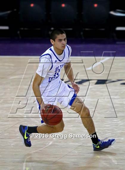 Thumbnail 2 in Jesuit vs Davis photogallery.