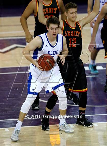 Thumbnail 2 in Jesuit vs Davis photogallery.