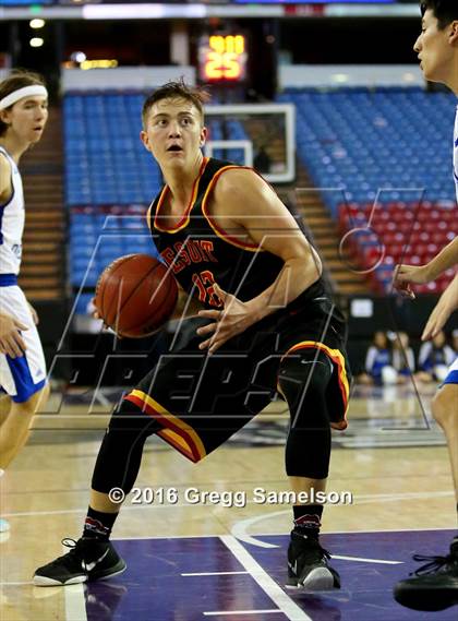 Thumbnail 3 in Jesuit vs Davis photogallery.