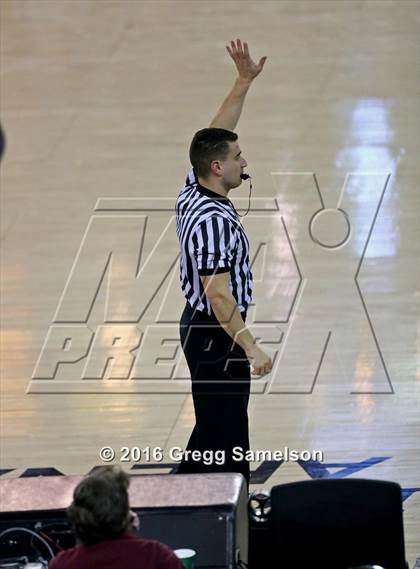 Thumbnail 3 in Jesuit vs Davis photogallery.
