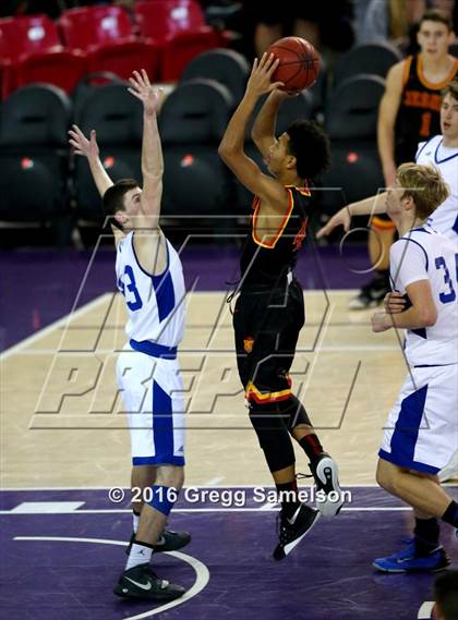 Thumbnail 3 in Jesuit vs Davis photogallery.
