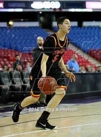 Thumbnail 2 in Jesuit vs Davis photogallery.