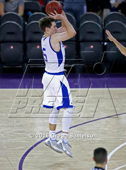 Thumbnail 1 in Jesuit vs Davis photogallery.