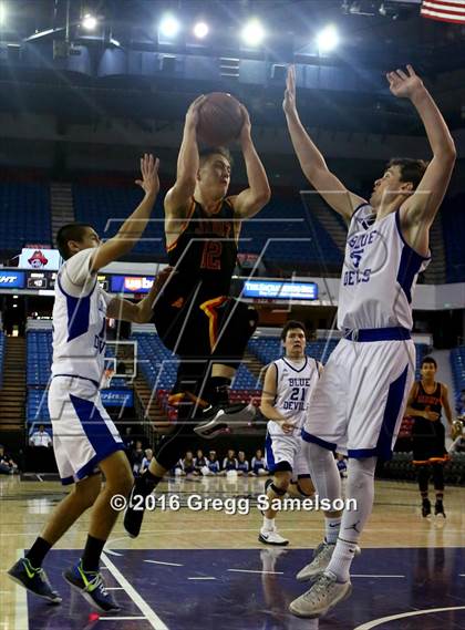 Thumbnail 2 in Jesuit vs Davis photogallery.