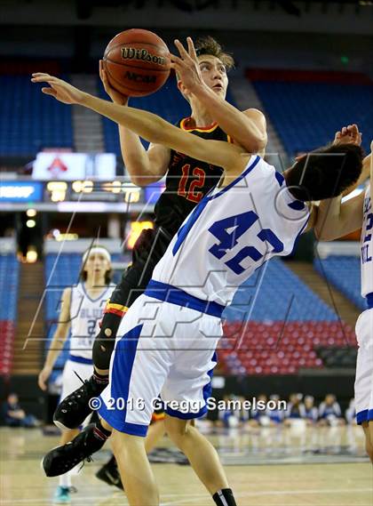 Thumbnail 1 in Jesuit vs Davis photogallery.