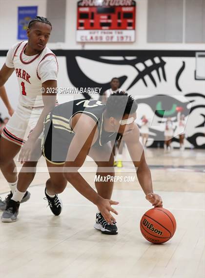 Thumbnail 2 in Noblesville @ Park Tudor photogallery.